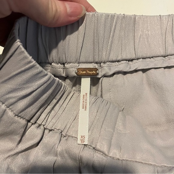 Free People Gray Relaxed Fit Wide Leg Pants Womens XS Elastic Waist - Picture 6 of 6